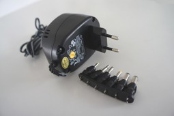 Zeige Details für Universal Steckernetzgerät 300mA Bild von Universal Steckernetzgerät 300mA