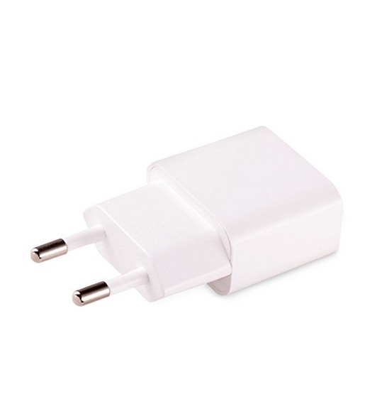 Ripley - CARGADOR ADAPTADOR 100V - 240V A USB 5V 2A BLANCO